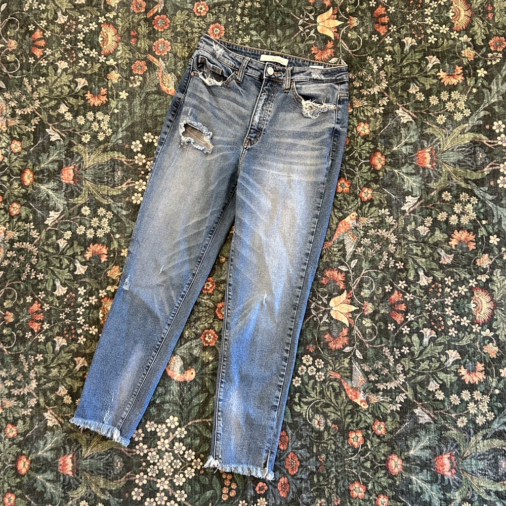 Kancan High Waisted Distressed Jeans
